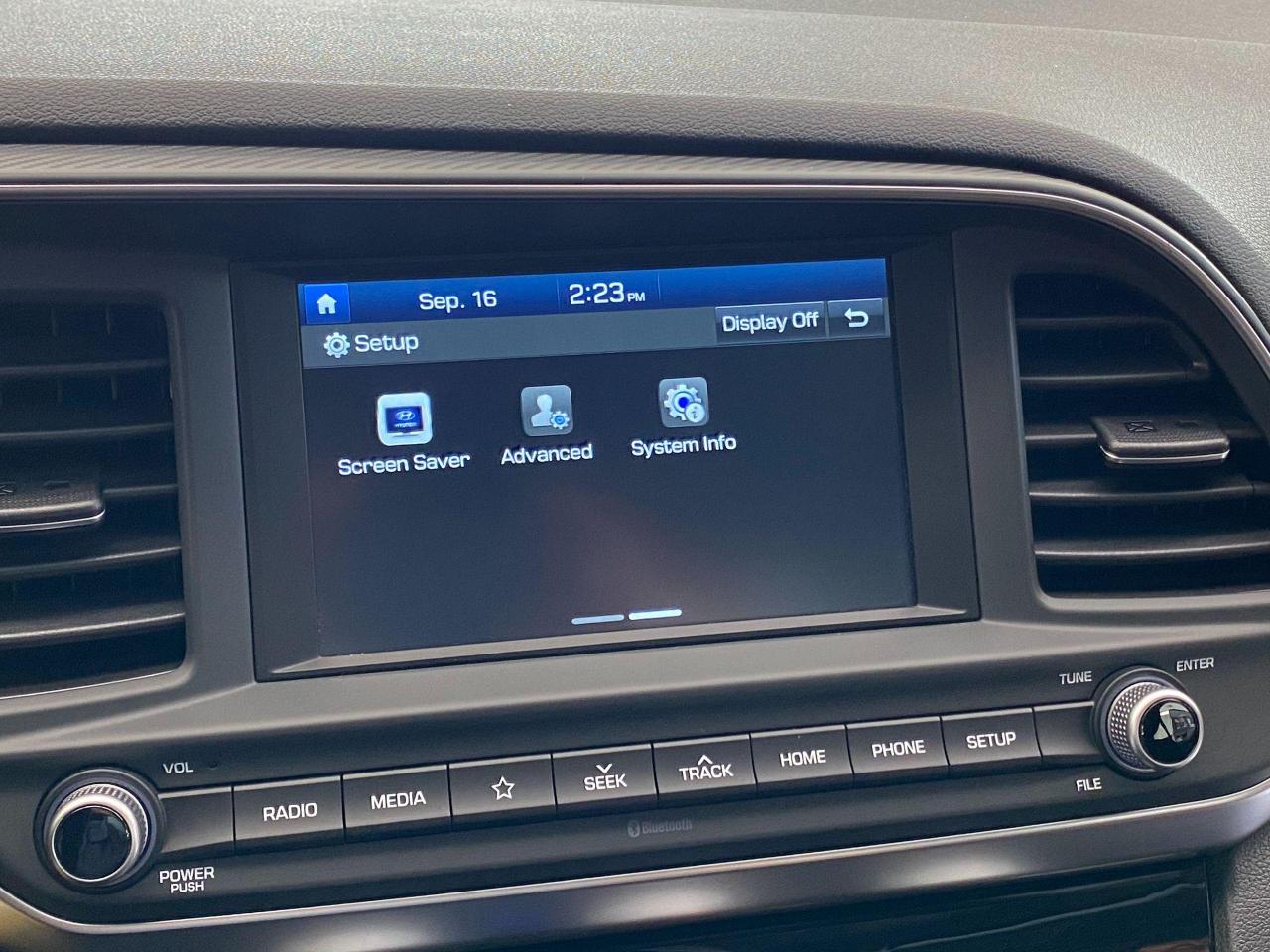 2019 Hyundai Elantra Preferred+Camera+Apple Play+7000 KMs+ACCIDENT FREE - Photo #32
