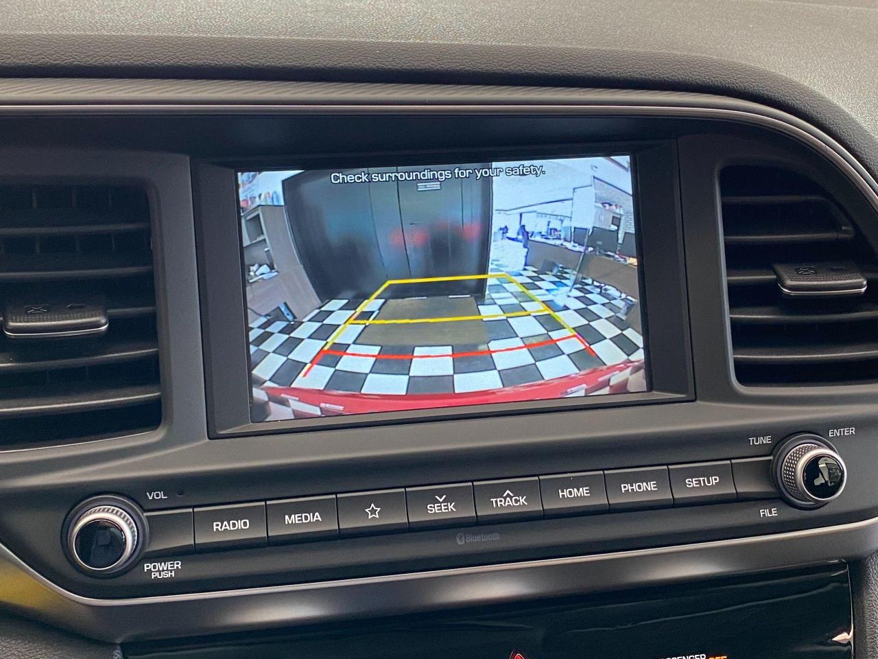 2019 Hyundai Elantra Preferred+Camera+Apple Play+7000 KMs+ACCIDENT FREE - Photo #35