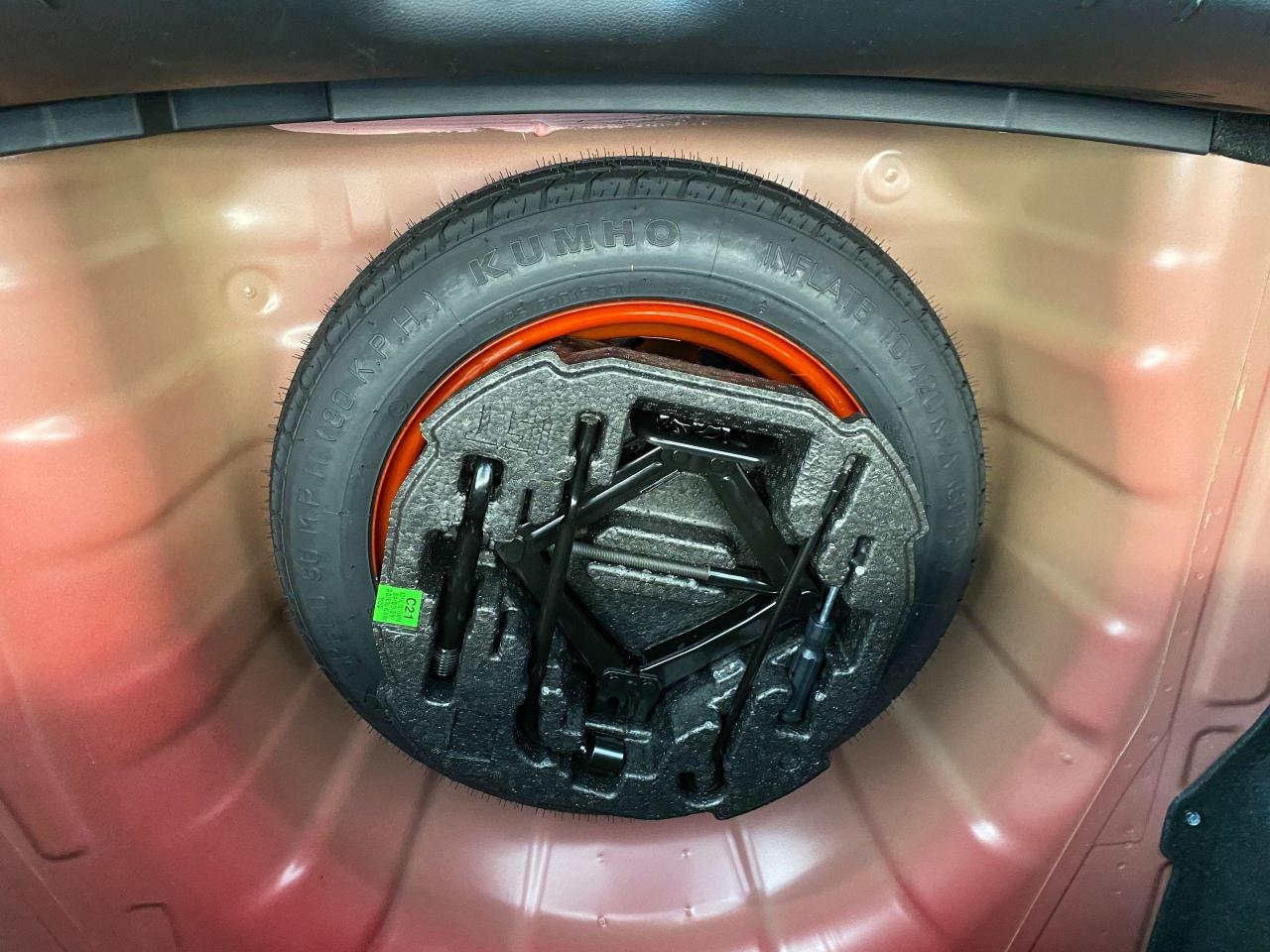 2019 Hyundai Elantra Preferred+Camera+Apple Play+7000 KMs+ACCIDENT FREE - Photo #62