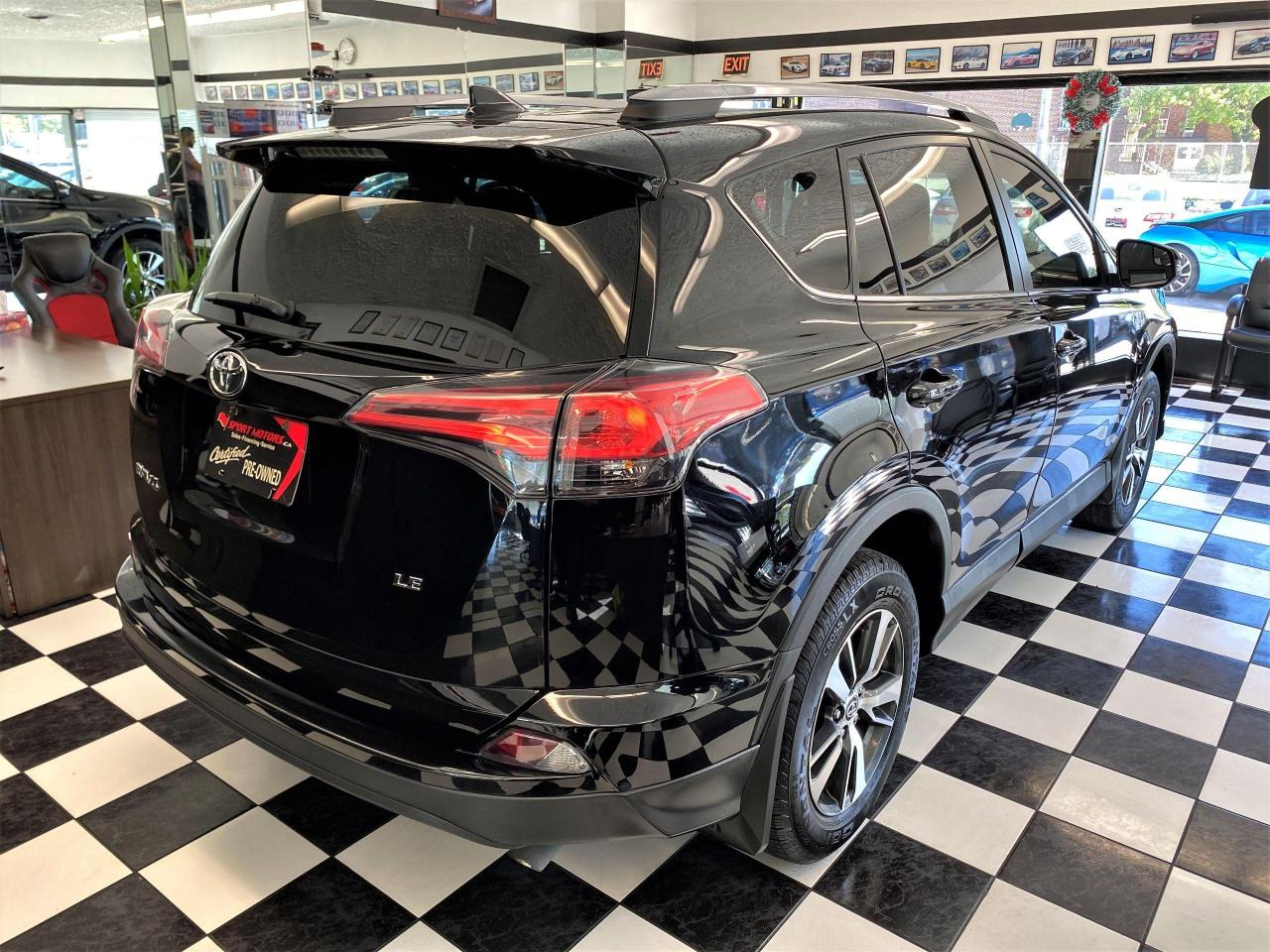 2018 Toyota RAV4 LE+Toyota Sense+Heated Seats+ACCIDENT FREE - Photo #4