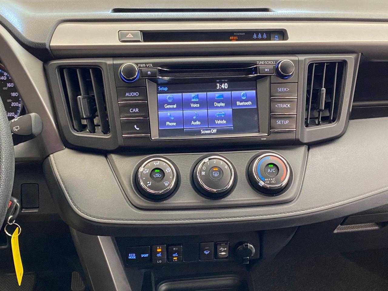 2018 Toyota RAV4 LE+Toyota Sense+Heated Seats+ACCIDENT FREE - Photo #10
