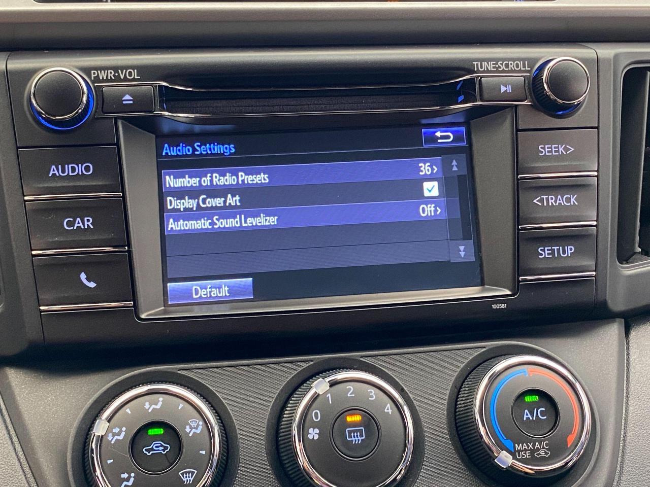 2018 Toyota RAV4 LE+Toyota Sense+Heated Seats+ACCIDENT FREE - Photo #32