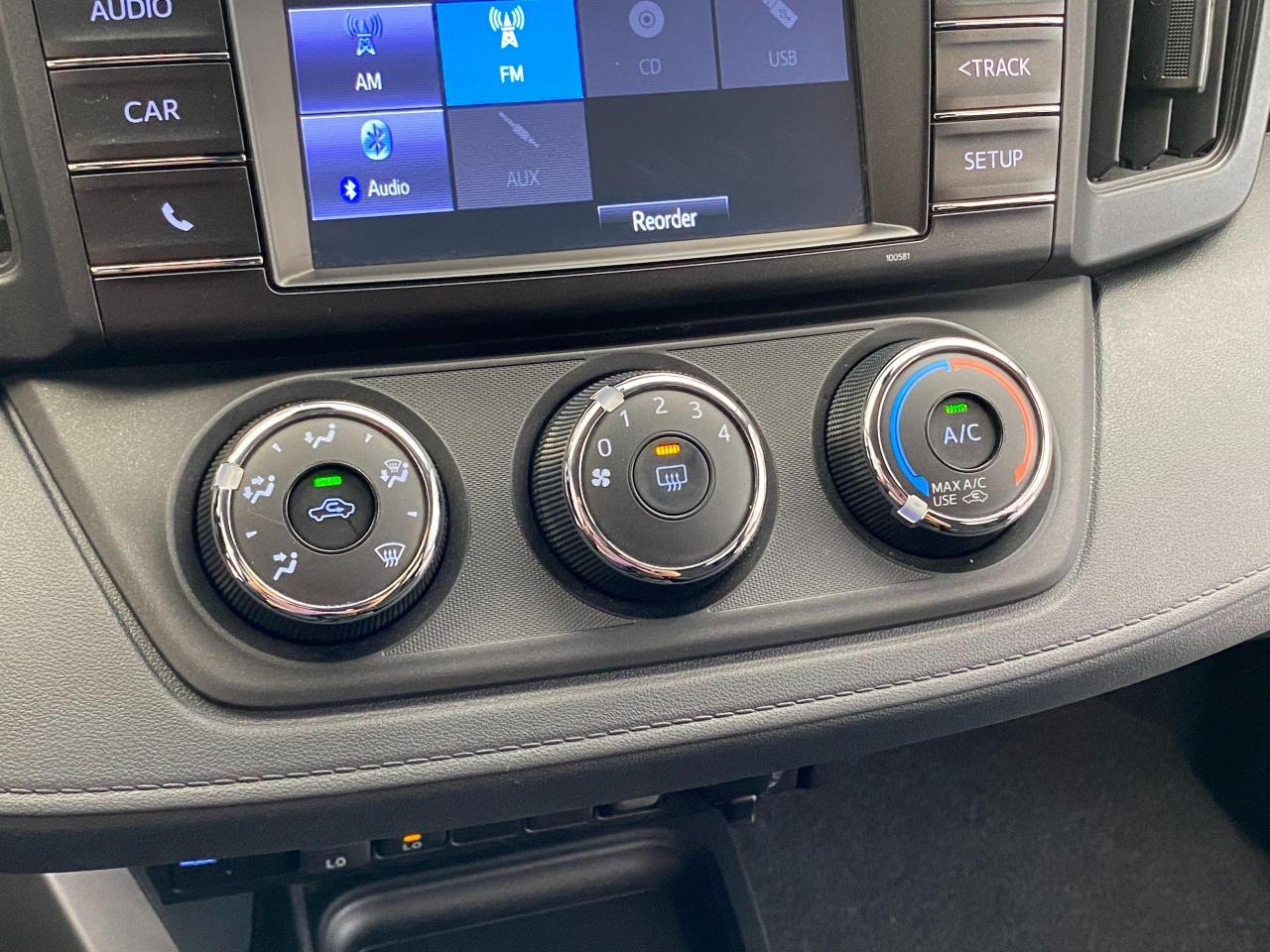 2018 Toyota RAV4 LE+Toyota Sense+Heated Seats+ACCIDENT FREE - Photo #34