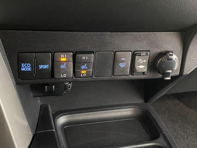 2018 Toyota RAV4 LE+Toyota Sense+Heated Seats+ACCIDENT FREE Photo35