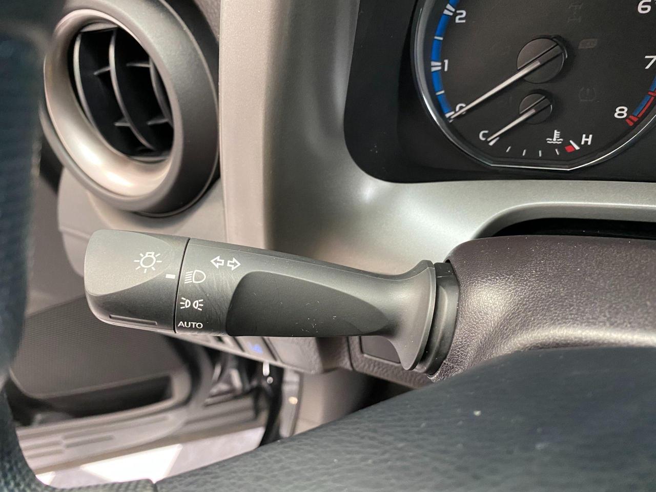 2018 Toyota RAV4 LE+Toyota Sense+Heated Seats+ACCIDENT FREE - Photo #49
