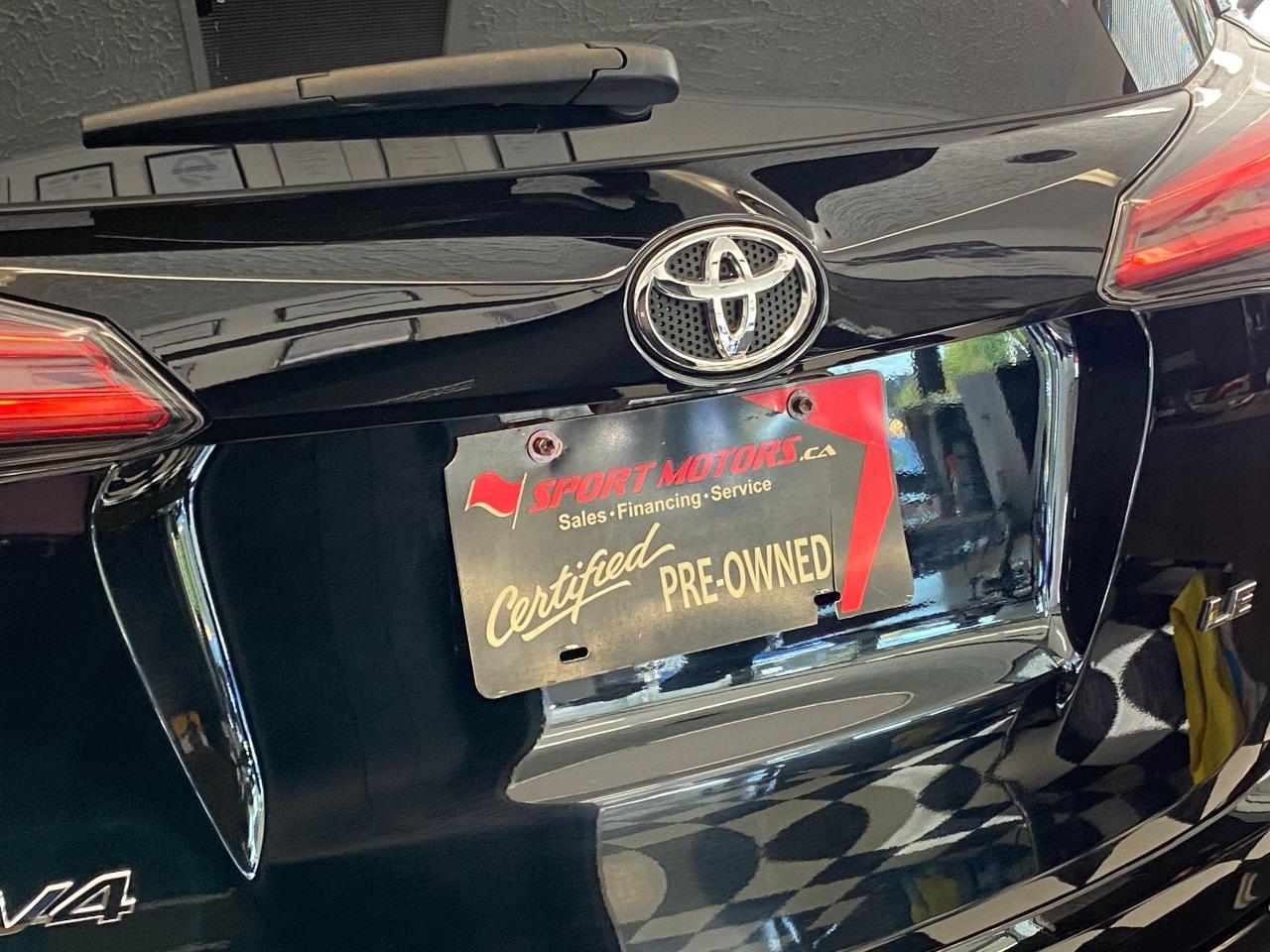 2018 Toyota RAV4 LE+Toyota Sense+Heated Seats+ACCIDENT FREE - Photo #65