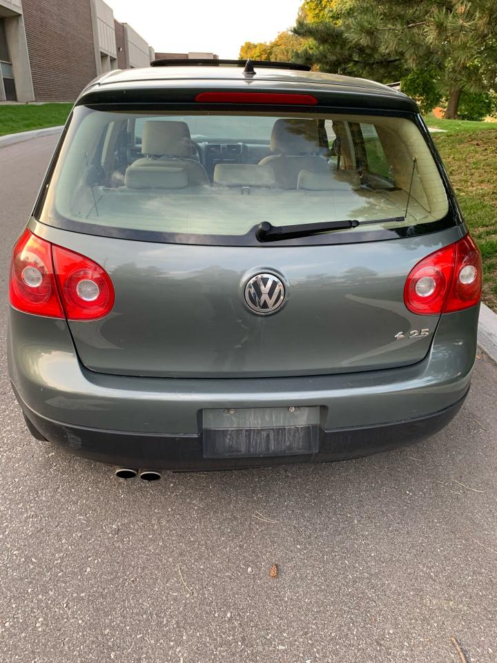 2007 Volkswagen Rabbit  - Photo #9
