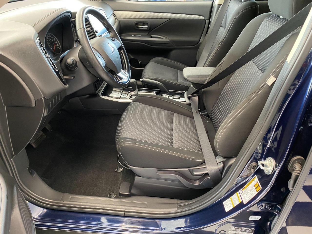 2018 Mitsubishi Outlander ES AWD+Apple Play+10 YEAR Warranty+ACCIDENT FREE - Photo #19