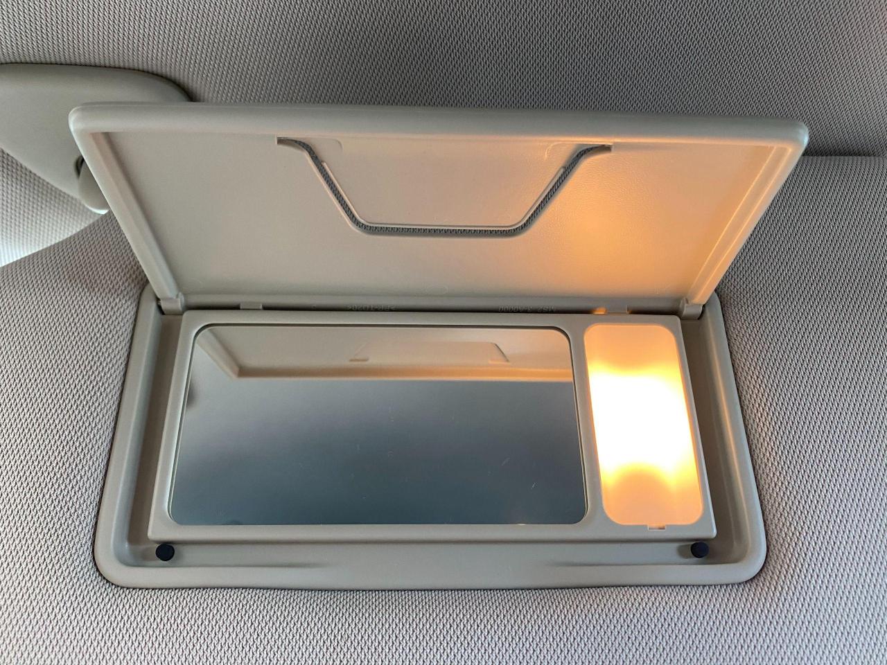 2018 Mitsubishi Outlander ES AWD+Apple Play+10 YEAR Warranty+ACCIDENT FREE - Photo #49