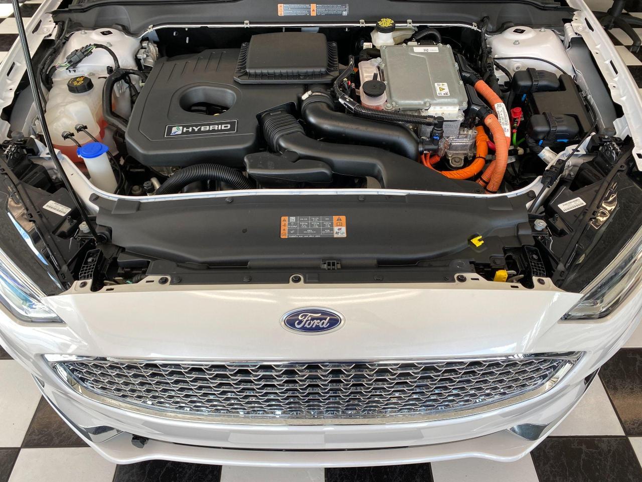 2019 Ford Fusion Hybrid Titanium+Nav+Cooled Seats+Tech PKG+Accident Free - Photo #7
