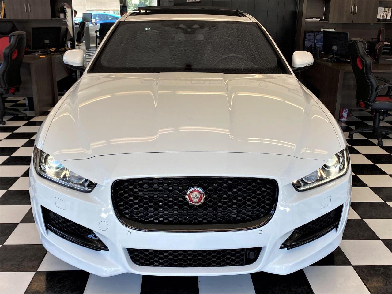 2018 Jaguar XE R-Sport AWD+Lane Keep Assist+ACCIDENT FREE - Photo #6
