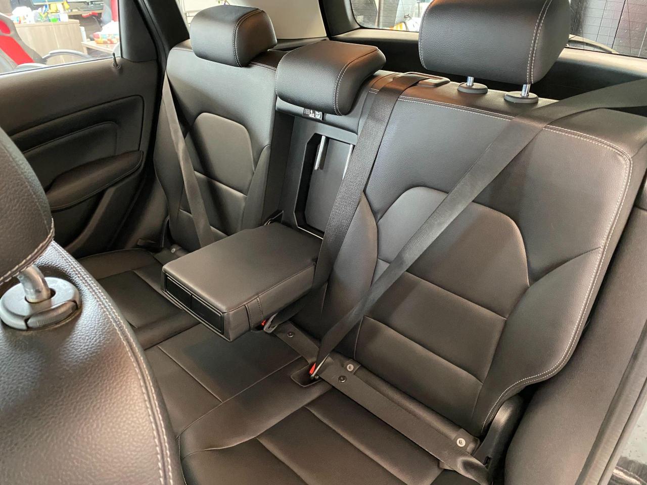 2015 Mercedes-Benz B-Class B250 Sports Tourer+New Tires & Brakes+Heated Seats - Photo #23