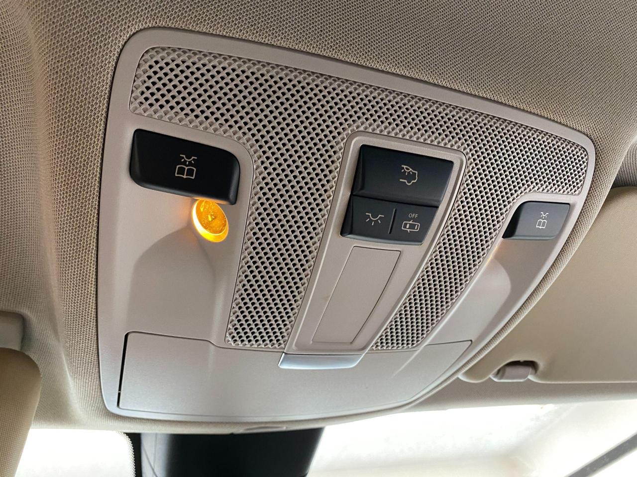 2015 Mercedes-Benz B-Class B250 Sports Tourer+New Tires & Brakes+Heated Seats - Photo #46