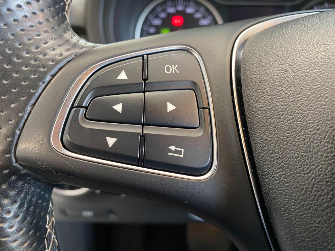 2015 Mercedes-Benz B-Class B250 Sports Tourer+New Tires & Brakes+Heated Seats - Photo #49