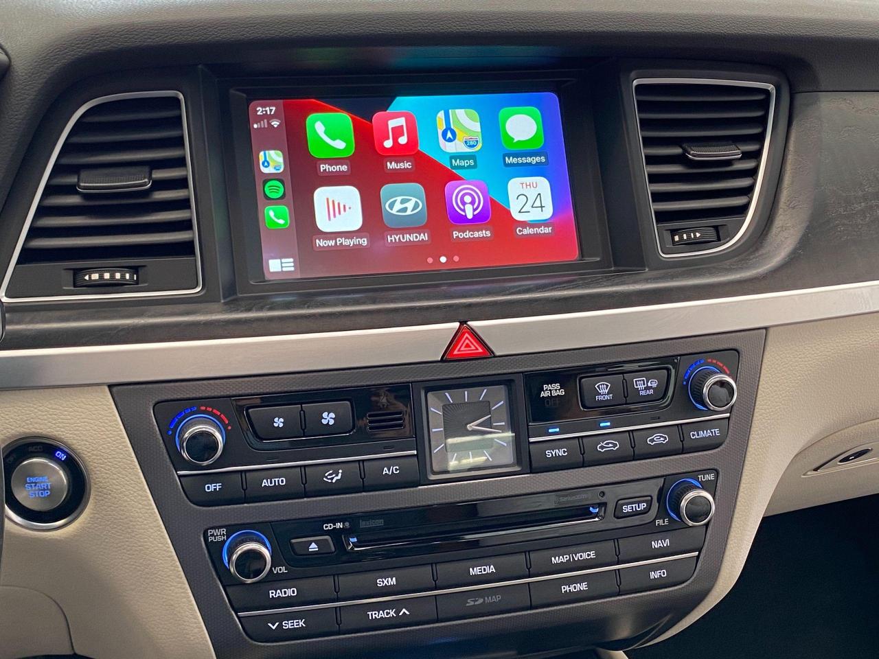 2016 Hyundai Genesis Luxury+Cooled Seats+Apple Play+Roof+ACCIDENT FREE - Photo #10