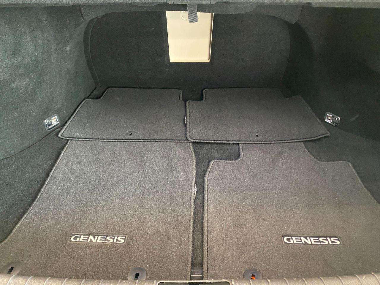 2016 Hyundai Genesis Luxury+Cooled Seats+Apple Play+Roof+ACCIDENT FREE - Photo #26