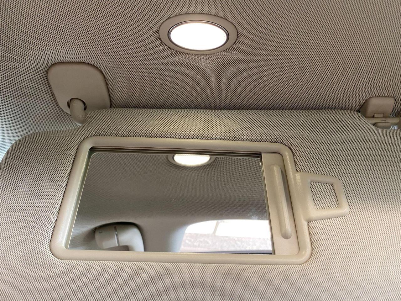 2016 Hyundai Genesis Luxury+Cooled Seats+Apple Play+Roof+ACCIDENT FREE - Photo #46
