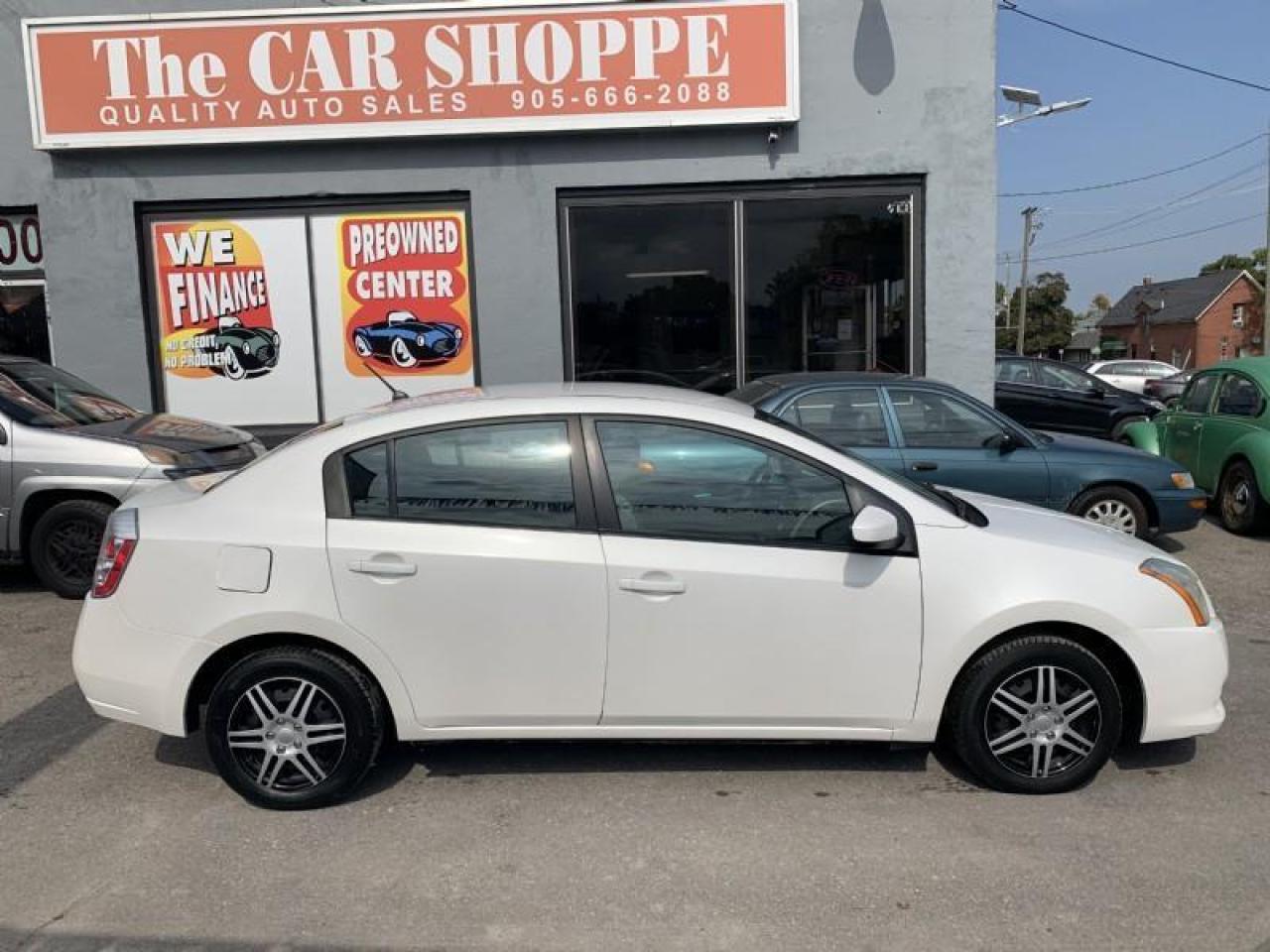 2010 Nissan Sentra 2.0 Photo