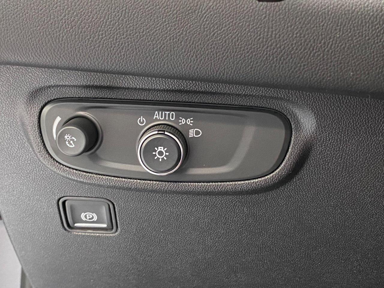 2018 GMC Terrain SLE AWD TECH+Red Leather+BSM+ROOF+ACCIDENT FREE - Photo #56