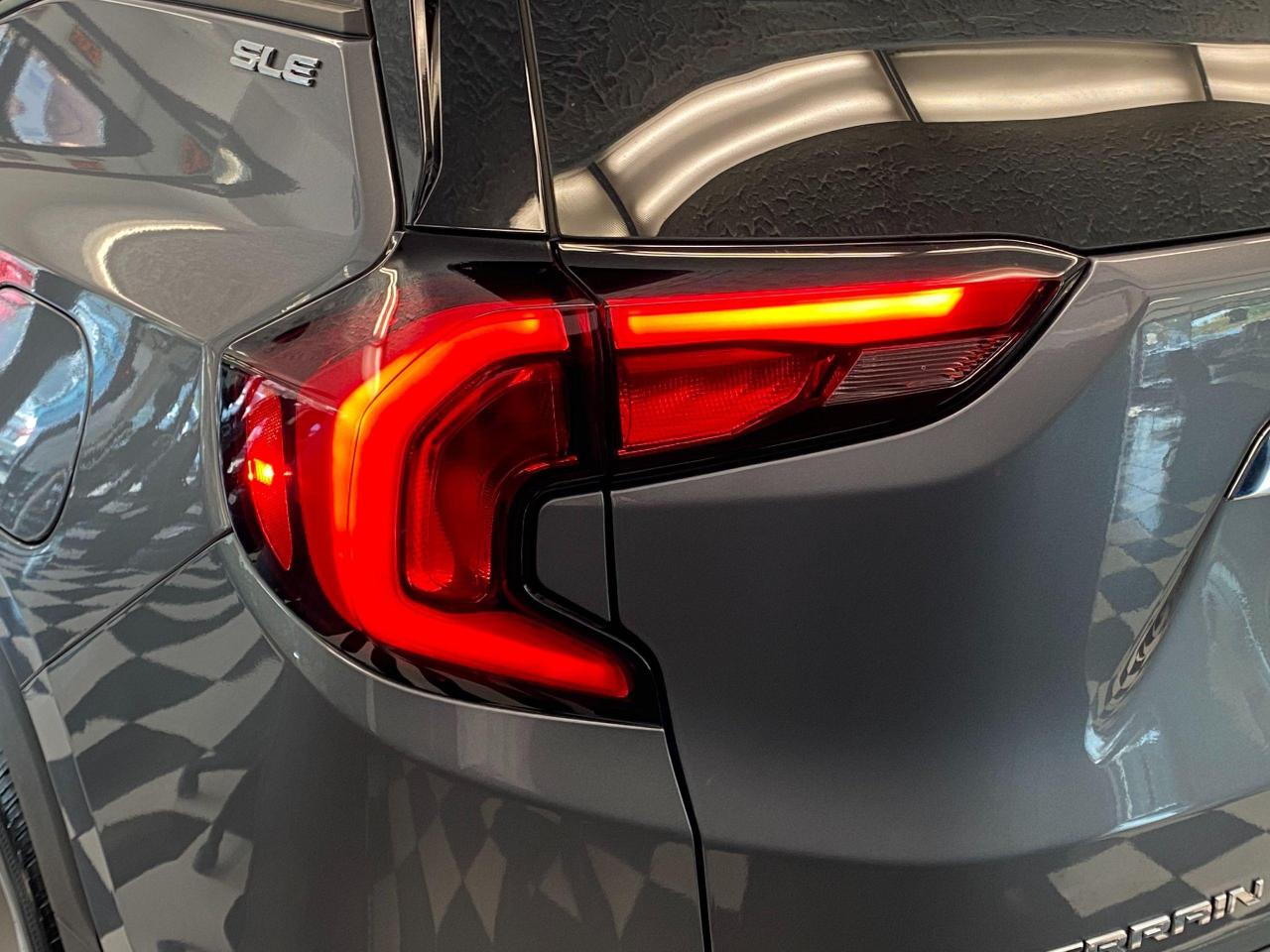 2018 GMC Terrain SLE AWD TECH+Red Leather+BSM+ROOF+ACCIDENT FREE - Photo #68
