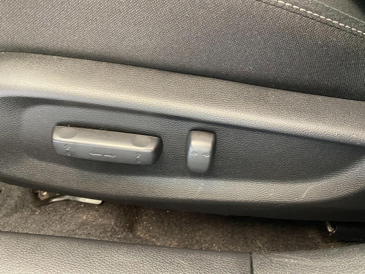 2019 Honda Civic EX+Lane Keep+Camera+Apple Play+Roof+Accident Free - Photo #44