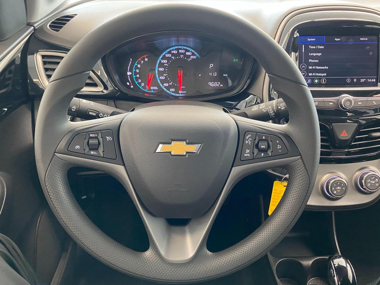 2019 Chevrolet Spark LT+Apple Play+Camera *LOW KMS* ACCIDENT FREE - Photo #9