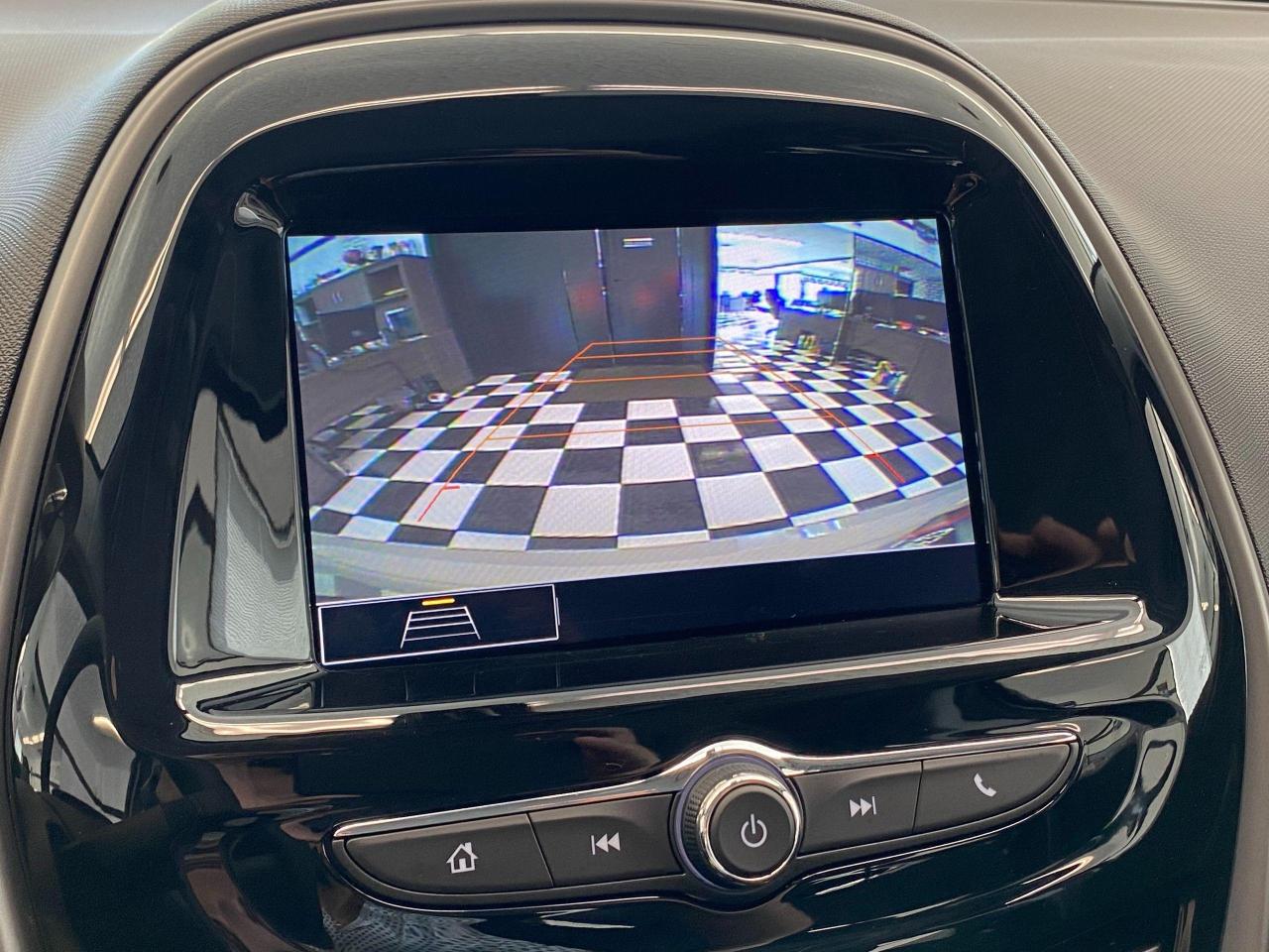 2019 Chevrolet Spark LT+Apple Play+Camera *LOW KMS* ACCIDENT FREE - Photo #11