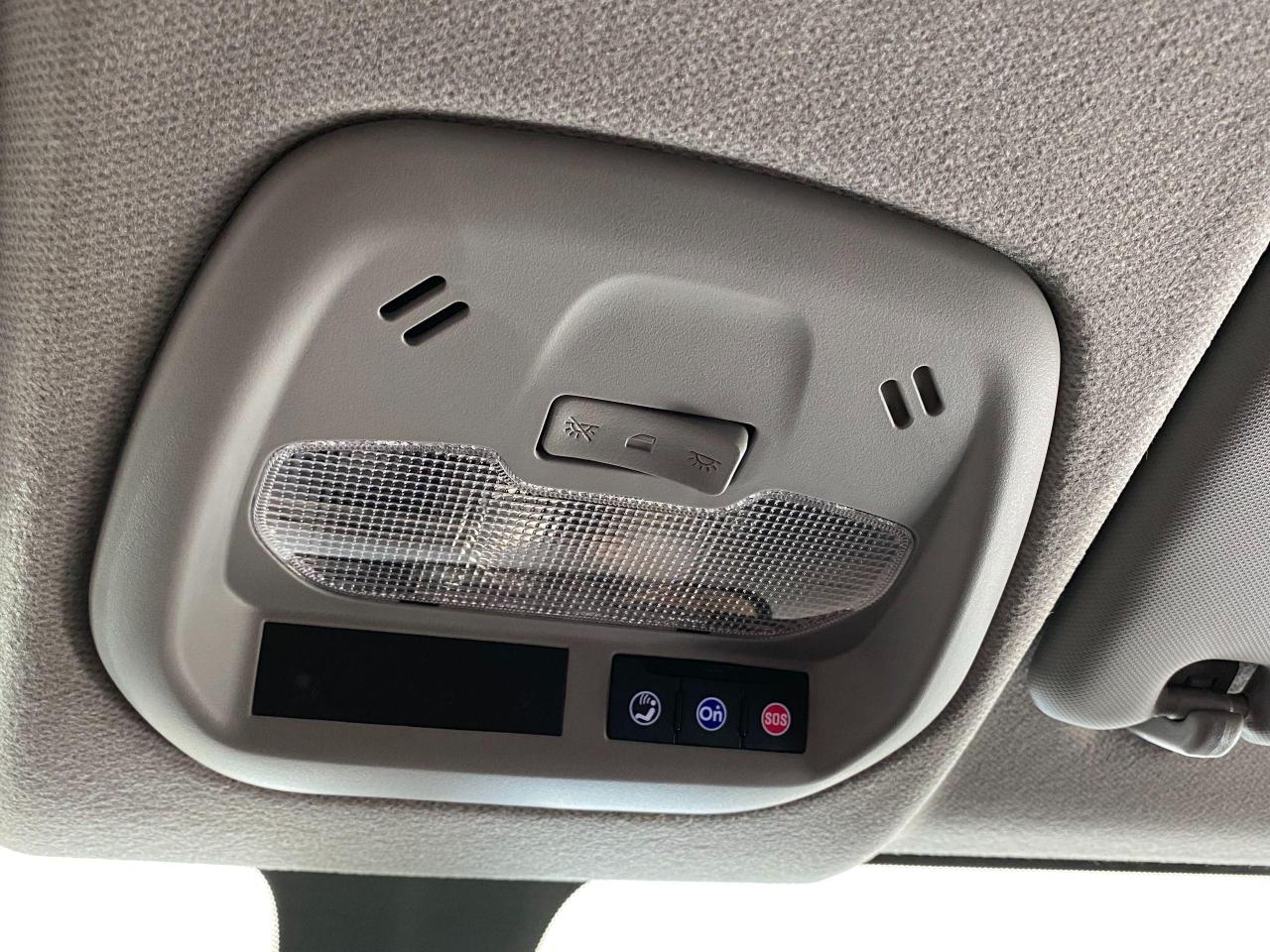 2019 Chevrolet Spark LT+Apple Play+Camera *LOW KMS* ACCIDENT FREE - Photo #48