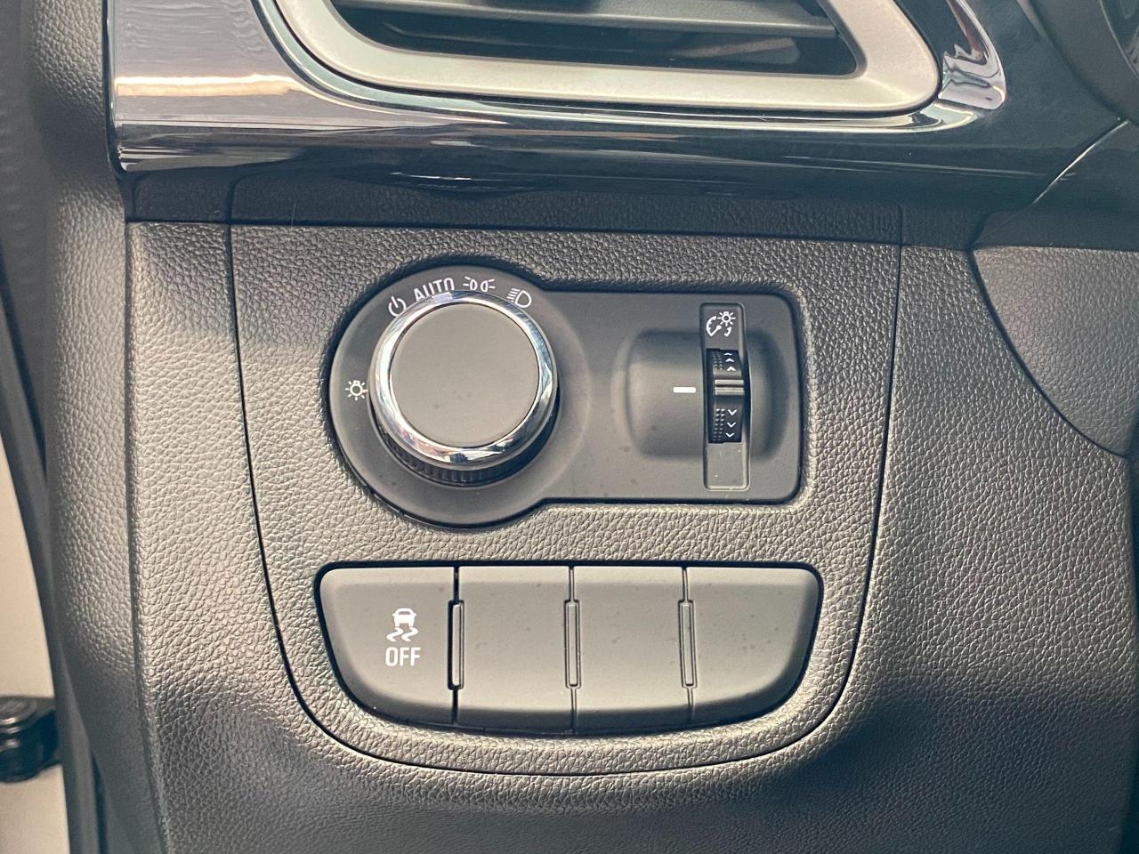 2019 Chevrolet Spark LT+Apple Play+Camera *LOW KMS* ACCIDENT FREE - Photo #54