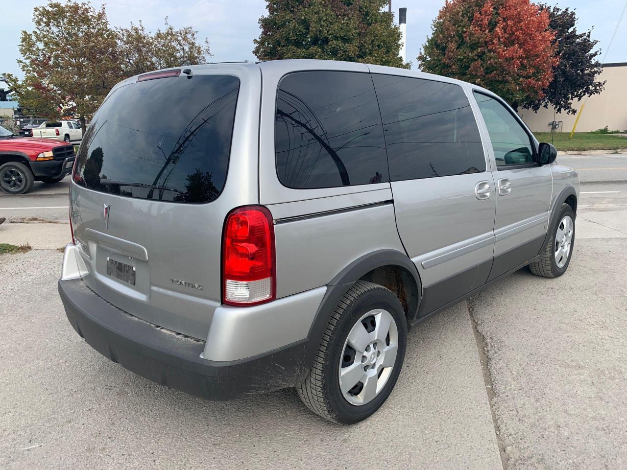 2006 Pontiac Montana w/1SB,CERTIFIED,1 Owner,No Accidenrts,Clean Van Photo4