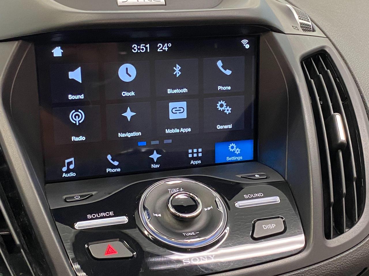 2017 Ford Escape Titanium AWD+Roof+BSM+GPS+Apple Play+ACCIDENT FREE - Photo #34