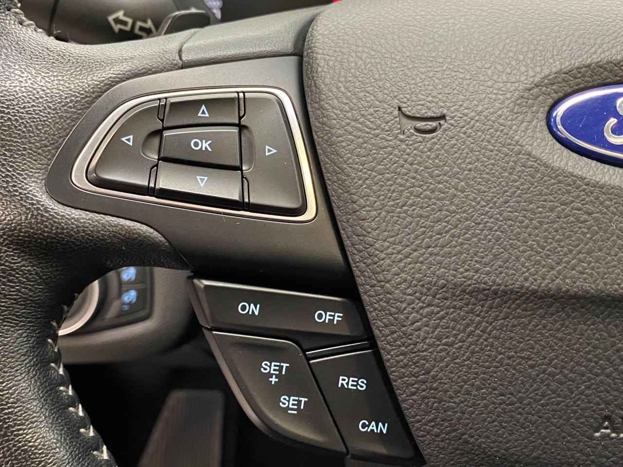 2017 Ford Escape Titanium AWD+Roof+BSM+GPS+Apple Play+ACCIDENT FREE - Photo #51
