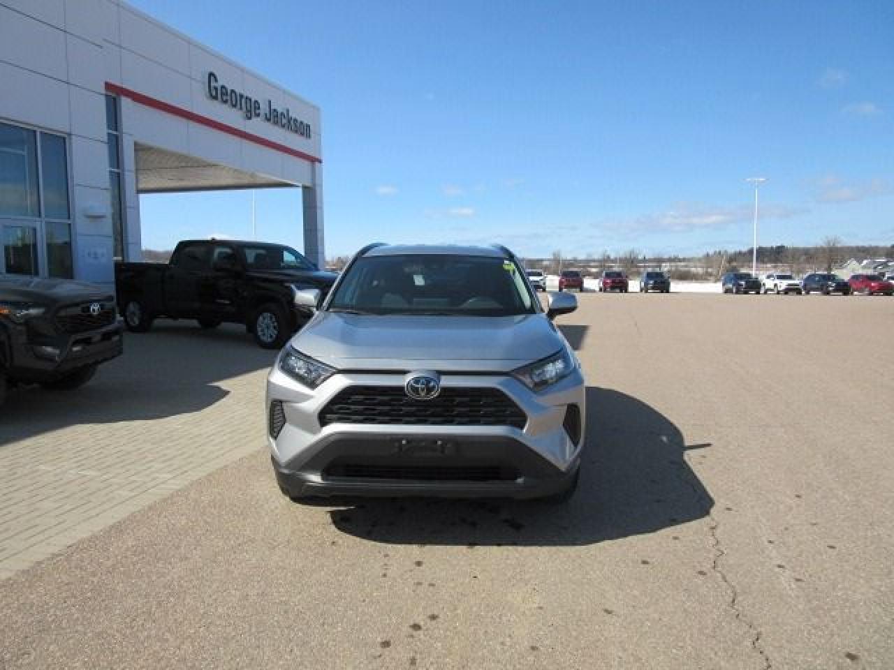 2021 Toyota RAV4 LE - Photo #4