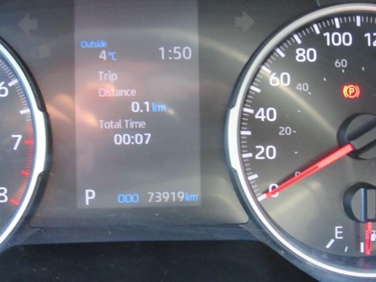 2021 Toyota RAV4 LE - Photo #12