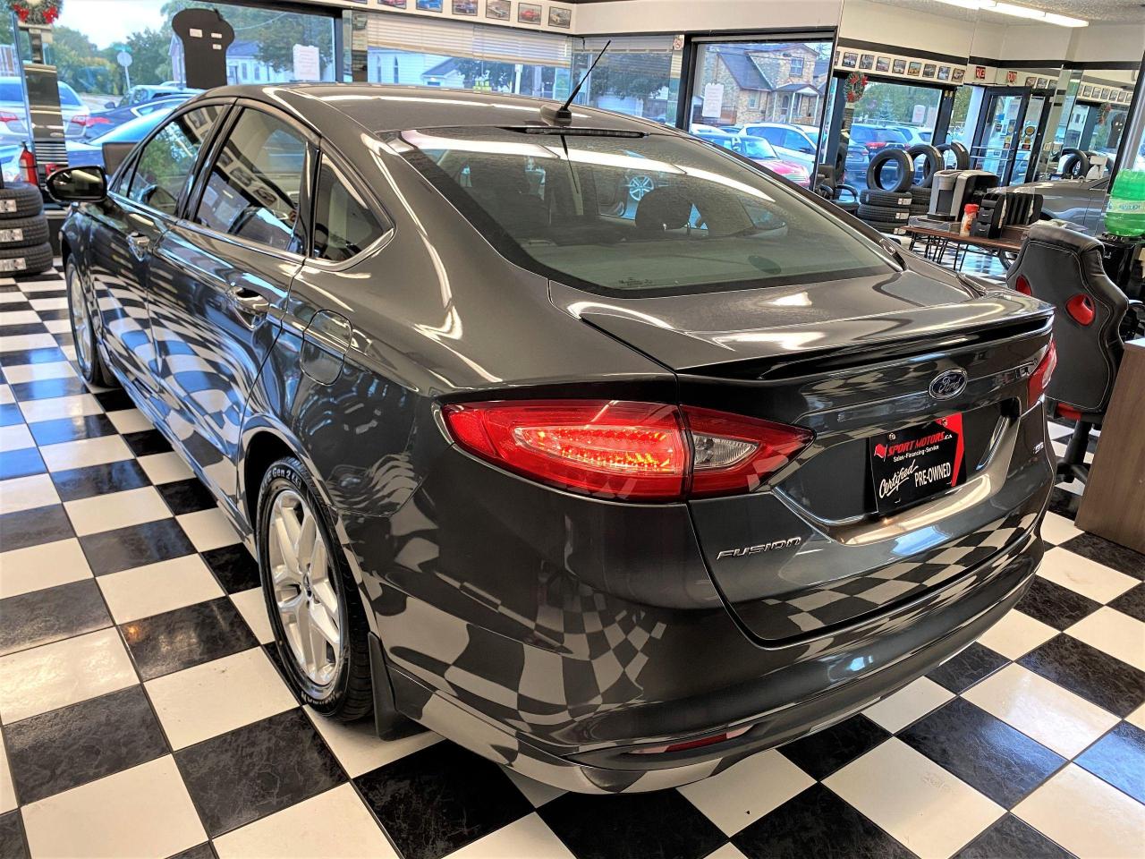 2016 Ford Fusion SE+Camera+Heated Seats+New Tires+ACCIDENT FREE - Photo #2