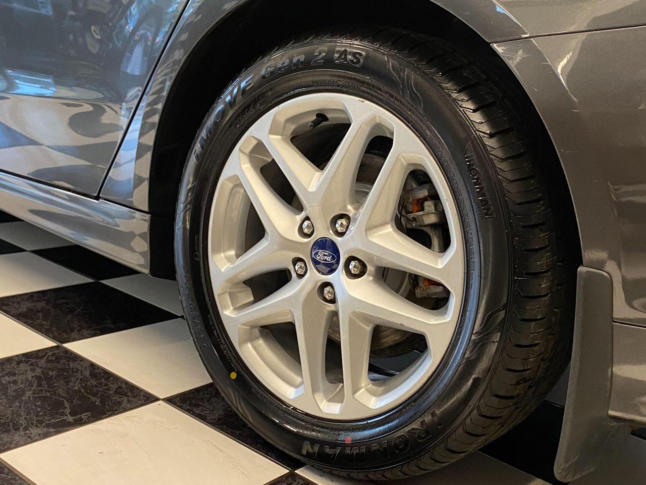 2016 Ford Fusion SE+Camera+Heated Seats+New Tires+ACCIDENT FREE - Photo #59