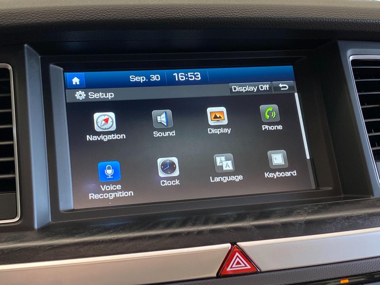 2016 Hyundai Genesis Luxury AWD+Cooled Seats+Apple Play+ACCIDENT FREE - Photo #35