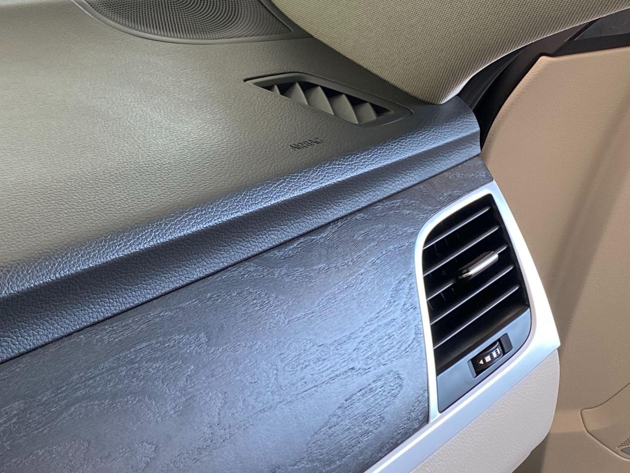 2016 Hyundai Genesis Luxury AWD+Cooled Seats+Apple Play+ACCIDENT FREE - Photo #49