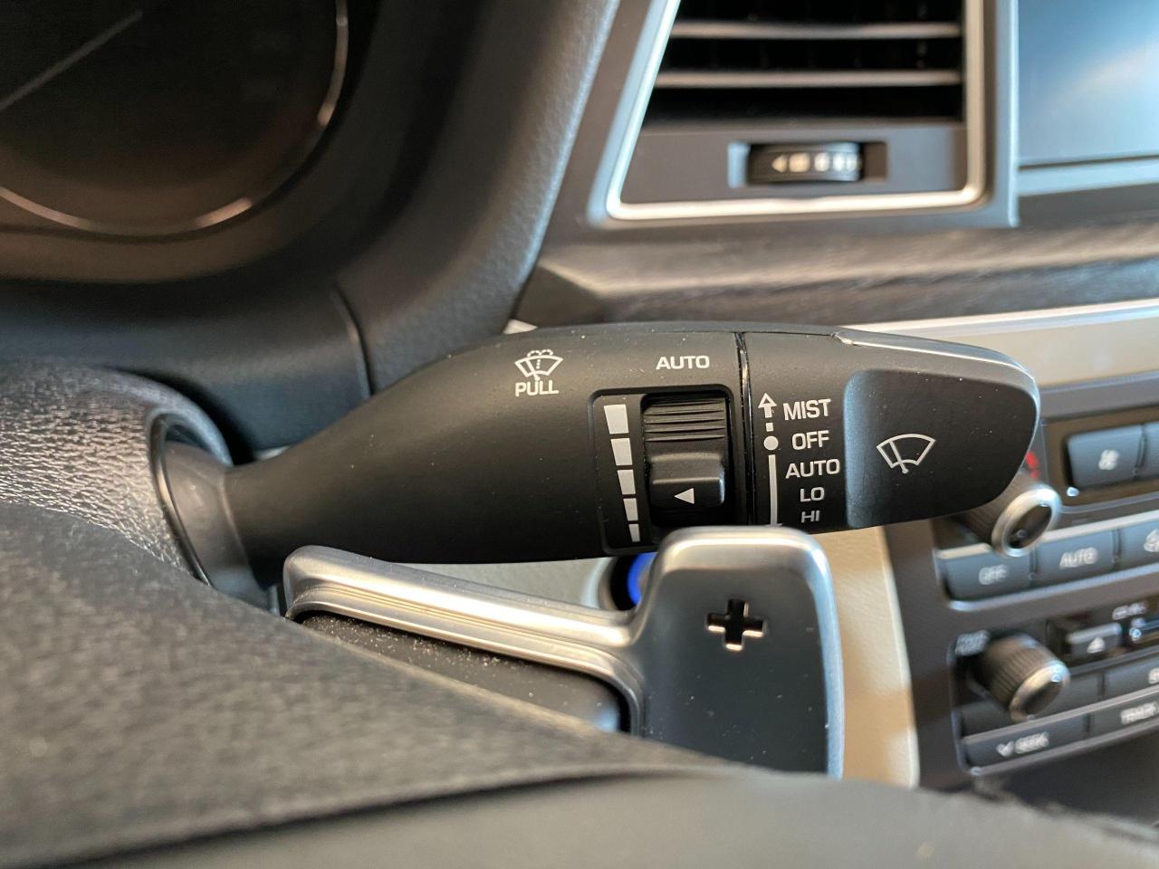 2016 Hyundai Genesis Luxury AWD+Cooled Seats+Apple Play+ACCIDENT FREE - Photo #57