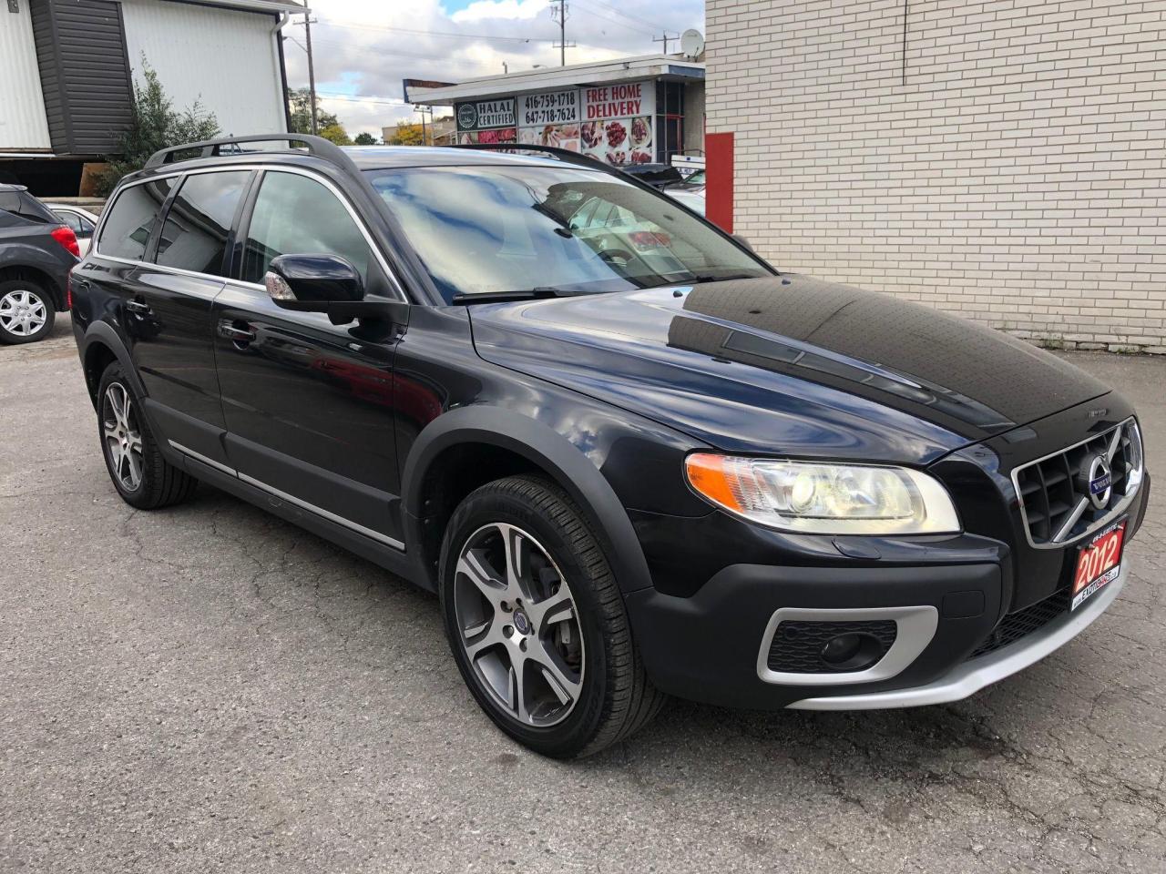 2012 Volvo XC70 T6 Platinum Photo3