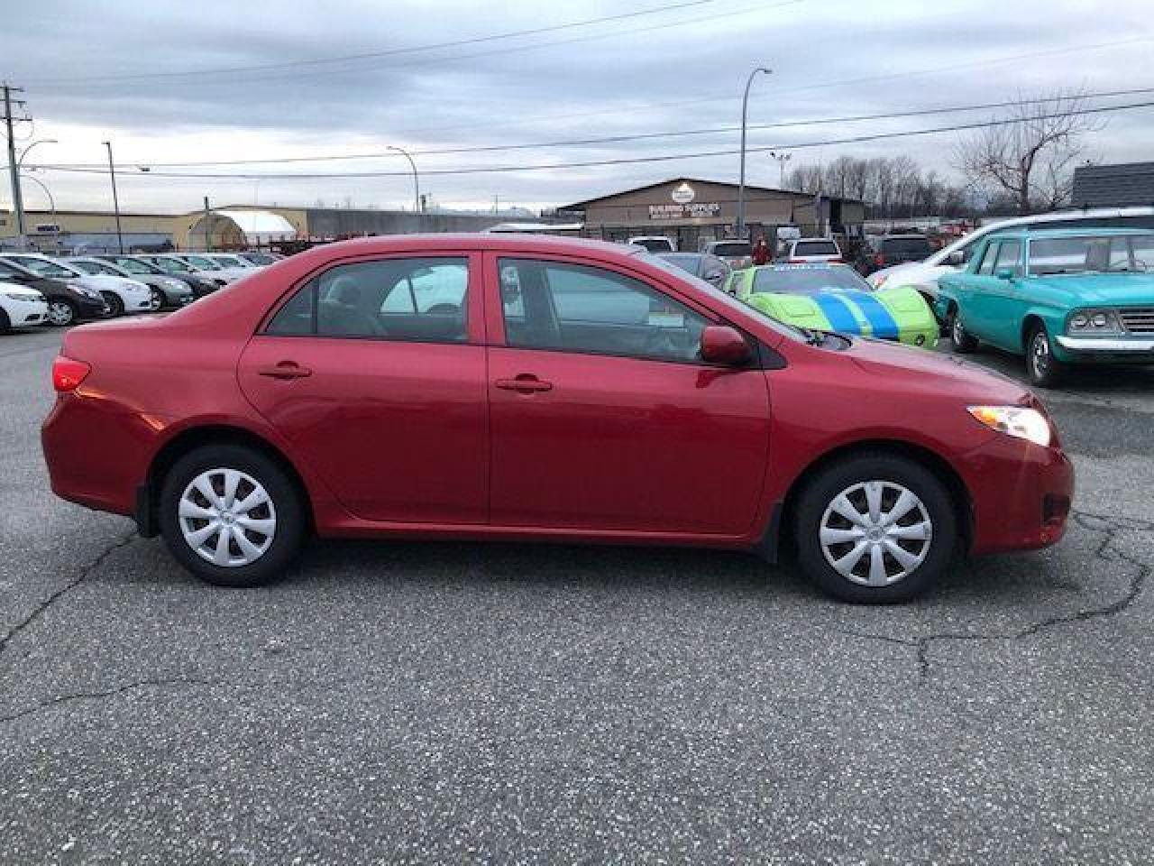 2009 Toyota Corolla CE - Photo #4