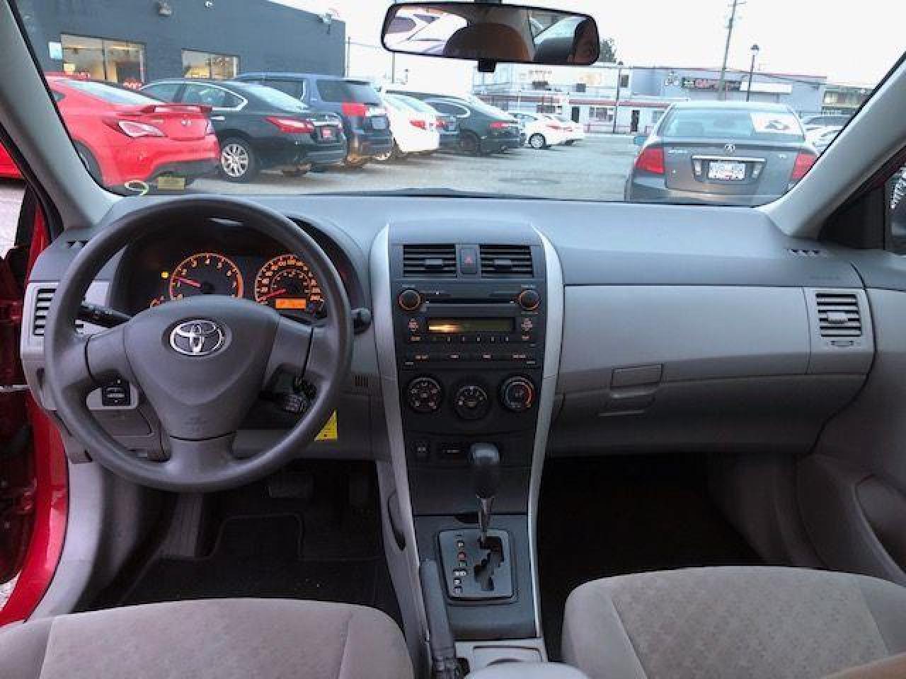 2009 Toyota Corolla CE - Photo #9