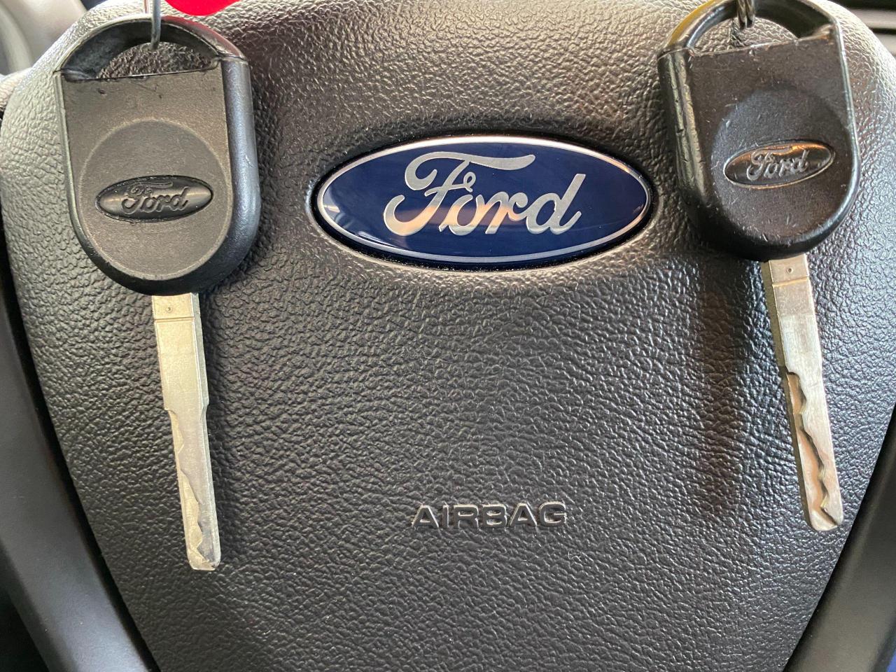 2015 Ford Fiesta S+AC+New Brakes+Bluetooth*$42 Weekly*ACCIDENT FREE - Photo #15