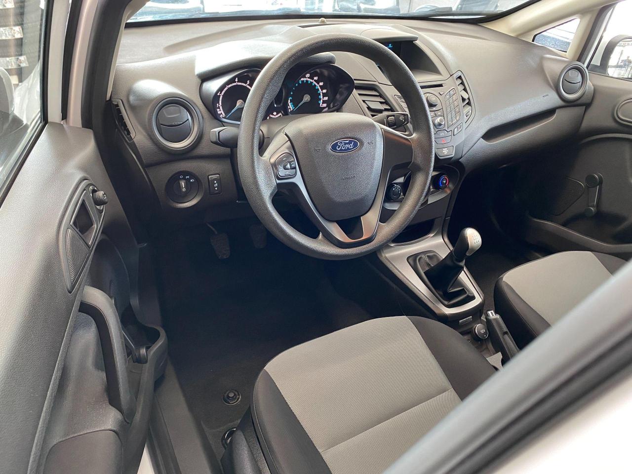 2015 Ford Fiesta S+AC+New Brakes+Bluetooth*$42 Weekly*ACCIDENT FREE - Photo #17