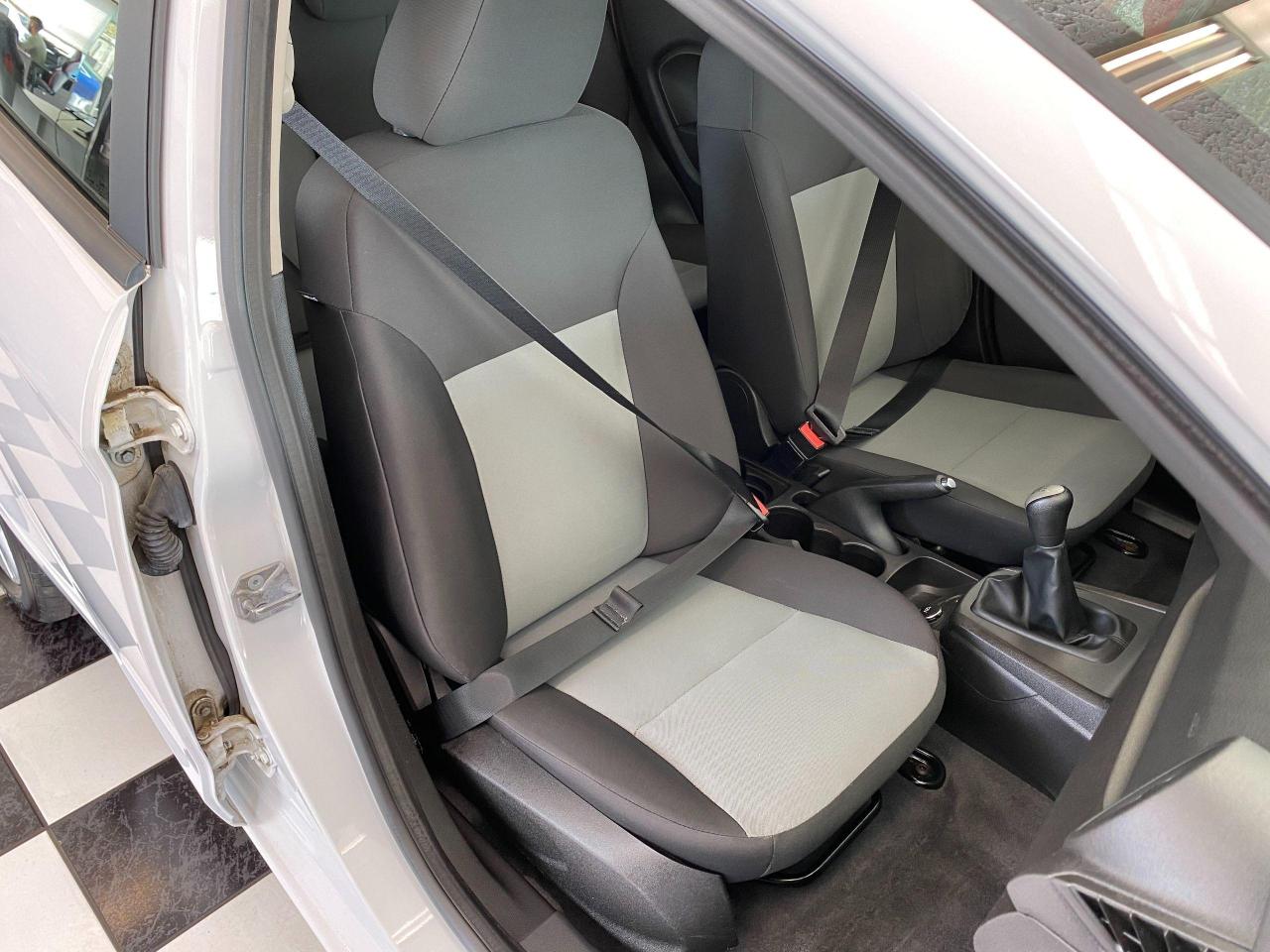 2015 Ford Fiesta S+AC+New Brakes+Bluetooth*$42 Weekly*ACCIDENT FREE - Photo #22