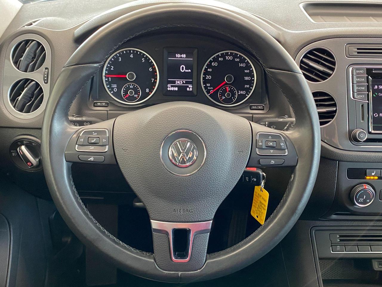 2016 Volkswagen Tiguan Trendline+ApplePlay+New Tires+Brakes+ACCIDENT FREE - Photo #9