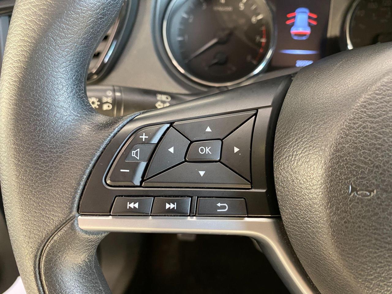 2017 Nissan Rogue S FEB SafetyShield+Blind Spot+Camera+ACCIDENT FREE - Photo #52