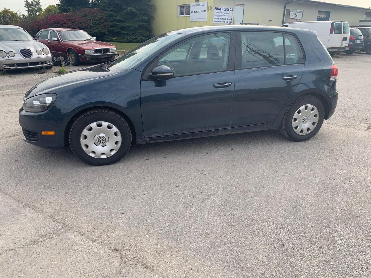 2010 Volkswagen Golf COMFORTLINE Photo