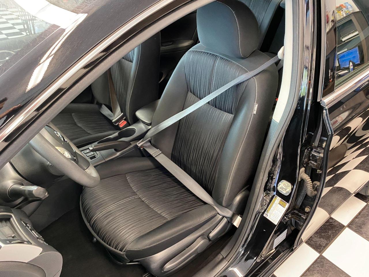 2017 Nissan Sentra SV+Camera+Heated Seats+Push Start+ACCIDENT FREE - Photo #19