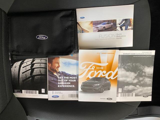 2018 Ford Fusion SE TECH+ApplePlay+BlindSpot+LaneKeep+ACCIDENT FREE Photo27